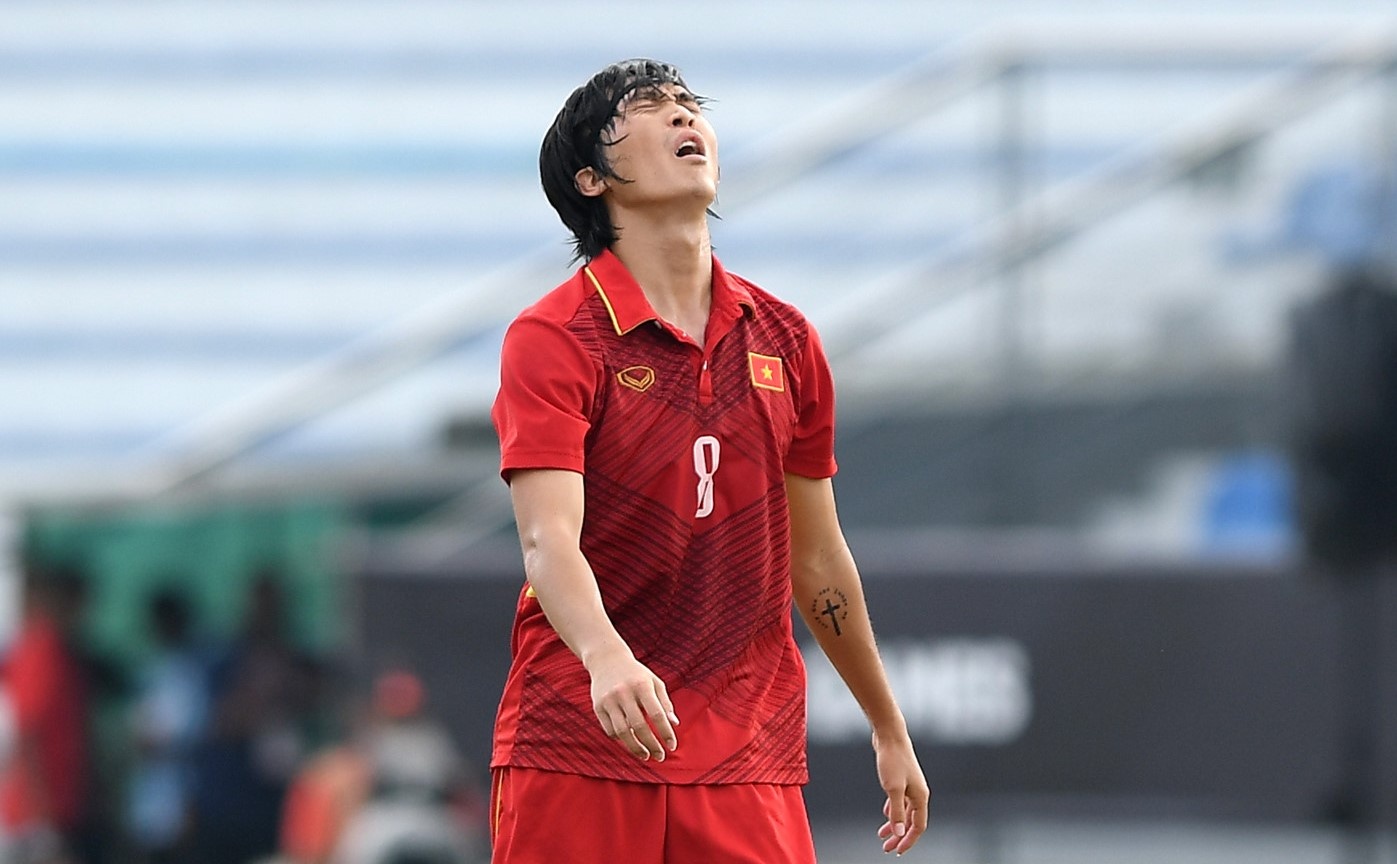 Tuan Anh: 6 nam, 12 chan thuong va phau thuat ca 2 dau goi hinh anh