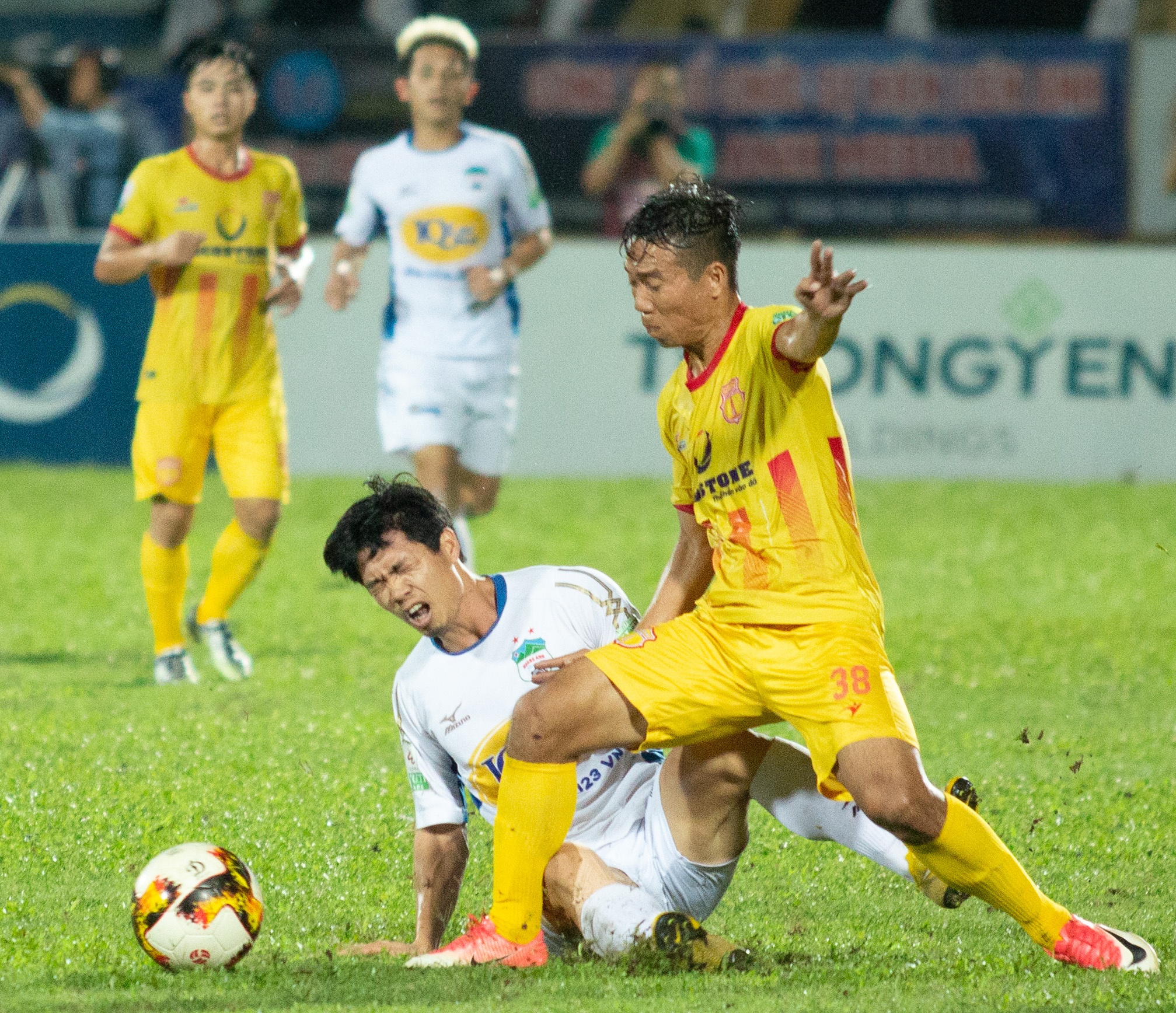 hoang anh gia lai nam dinh anh 3