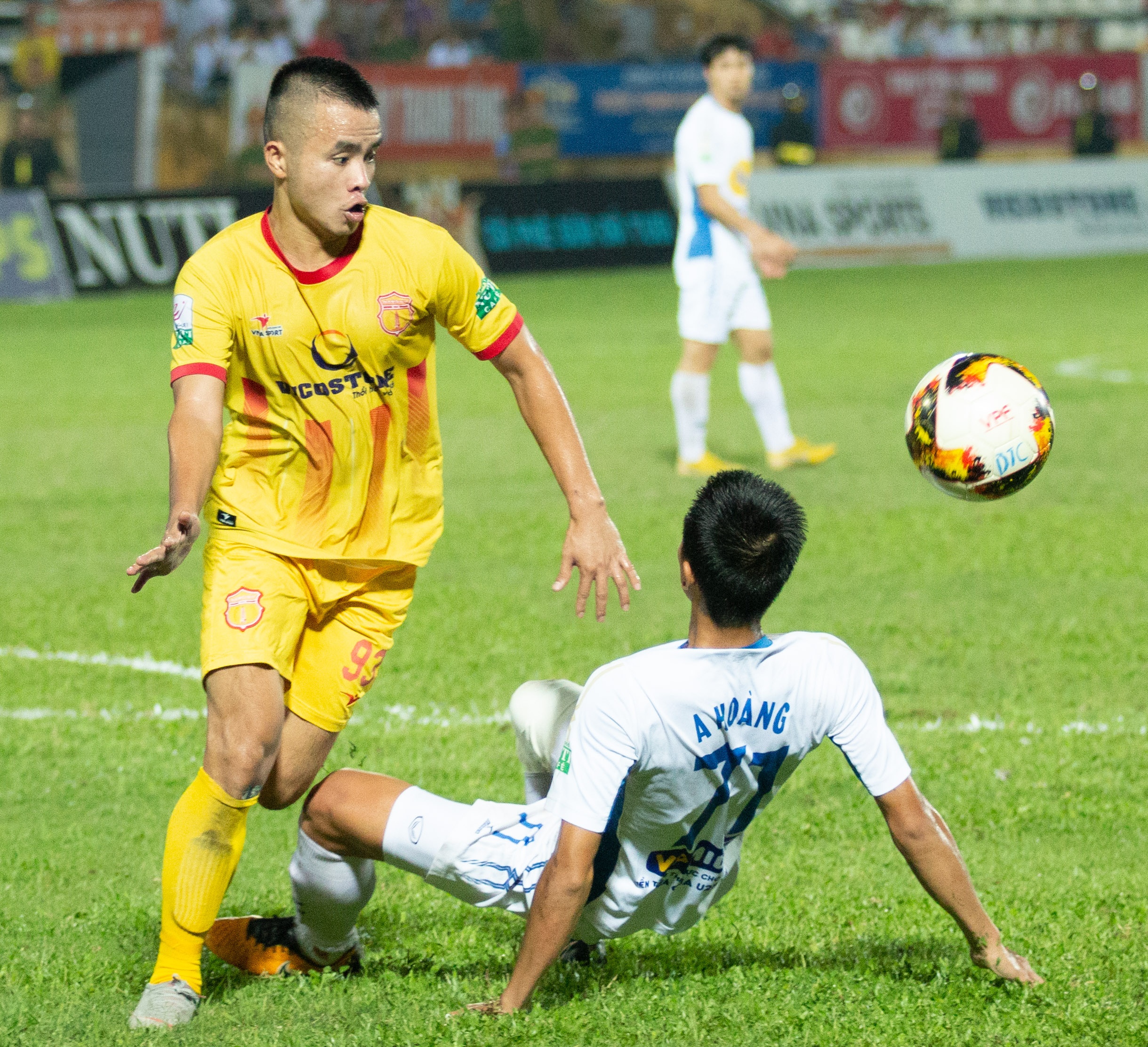 nam dinh hoang anh gia lai anh 9