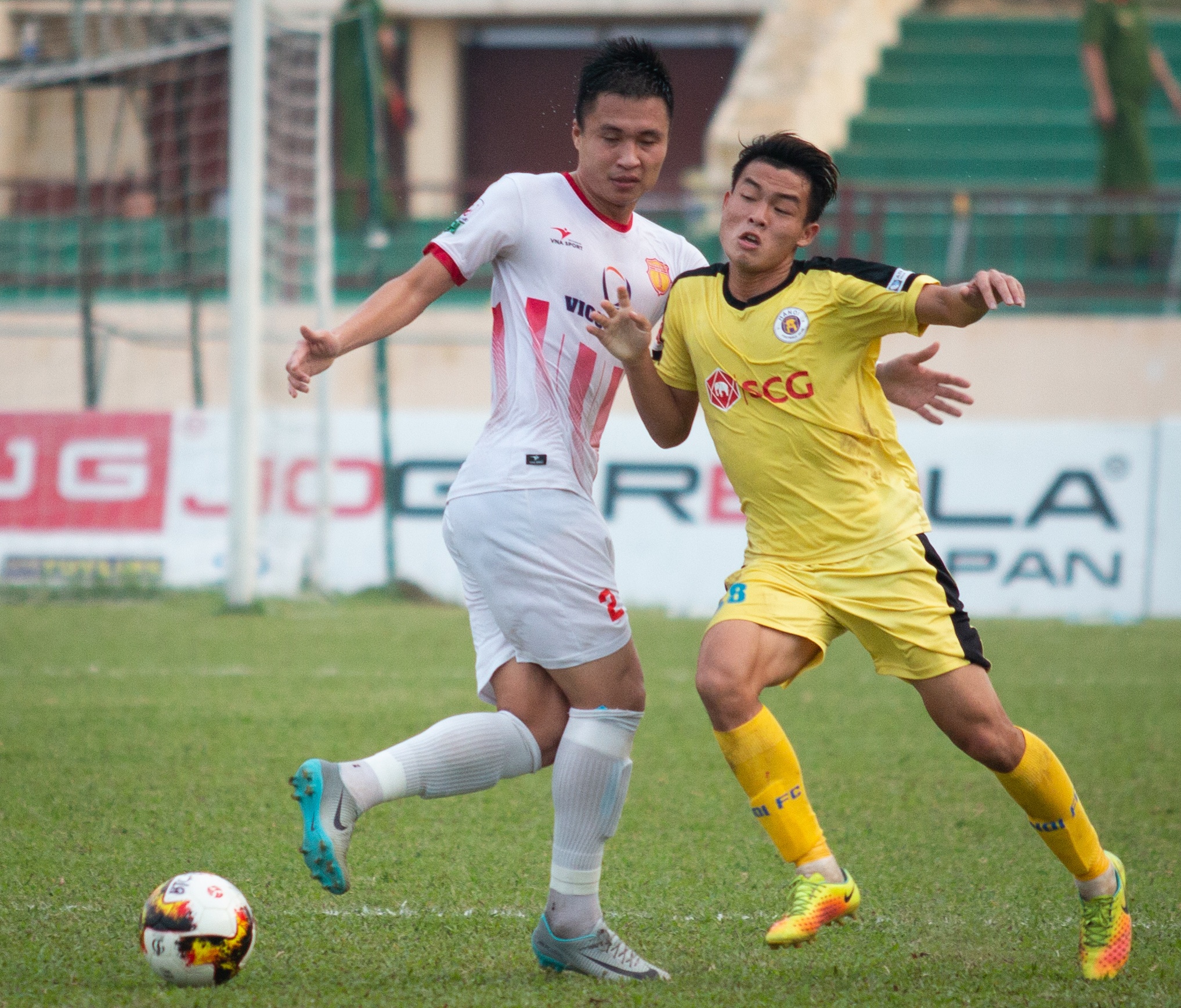 nam dinh tru hang anh 3