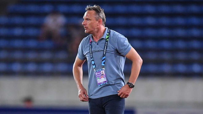 HLV Myanmar khong coi trong tran gap Viet Nam, chi quan tam Malaysia hinh anh