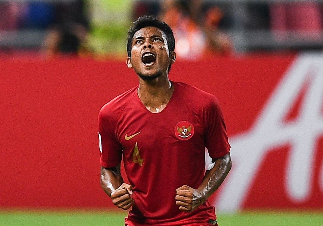 Tuyen Indonesia bi loai som, chu tich lien doan do loi cho bao chi hinh anh