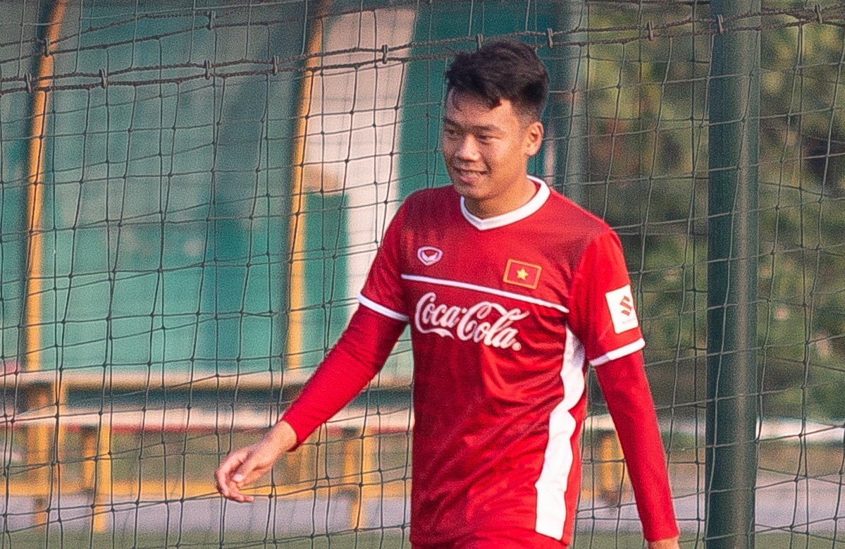 Trung ve moi duoc len tuyen, tu tin thay the Tran Dinh Trong hinh anh