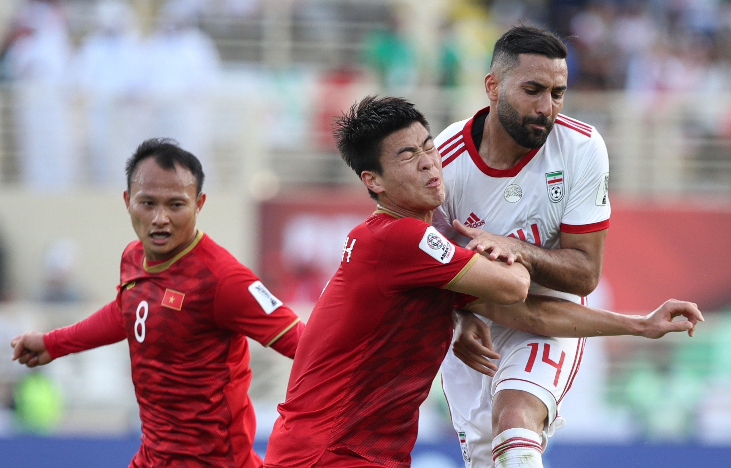 Loi choi phong ngu cua tuyen Viet Nam bi che thieu hieu qua hinh anh