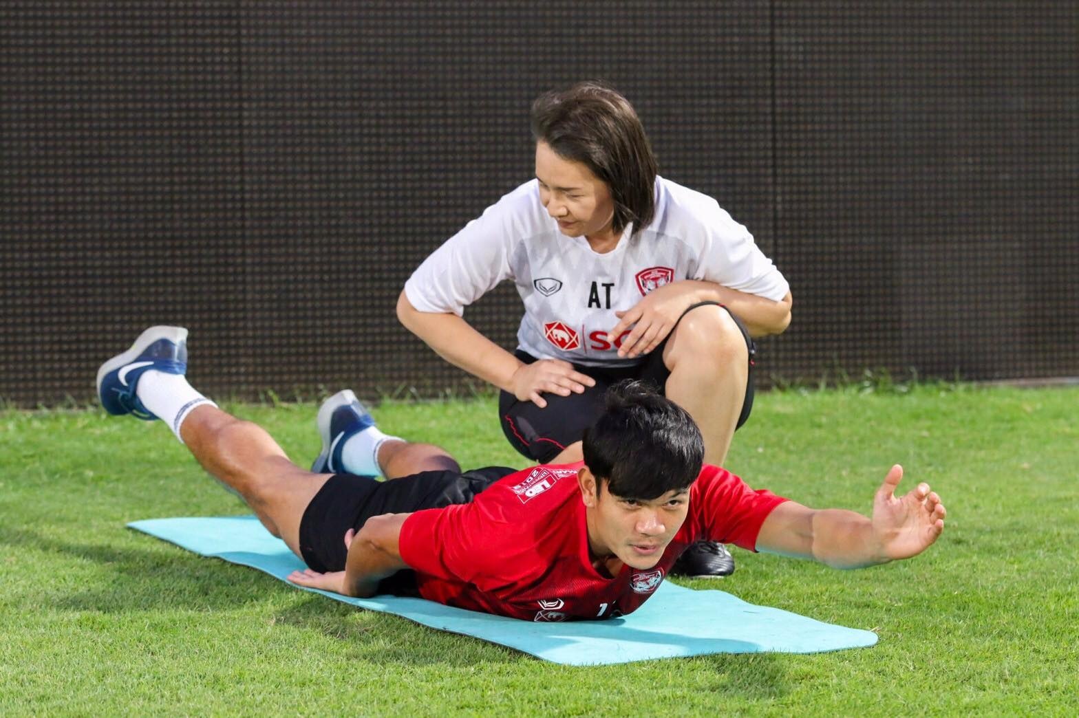 van lam muangthong anh 6