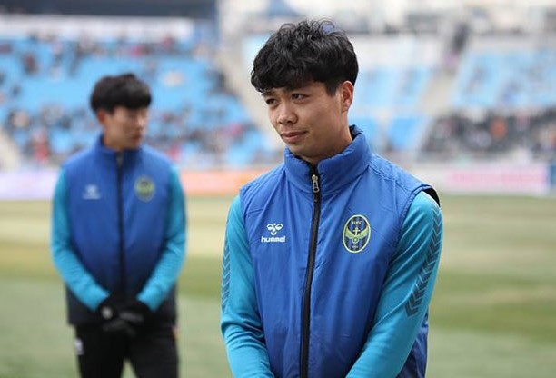 Cong Phuong gap kho khan khi di an tai Han Quoc hinh anh