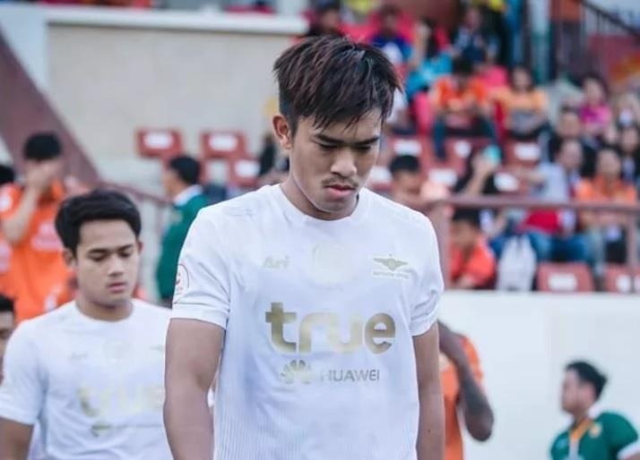 Sao U23 Thai Lan: 'Bong da Viet Nam phat trien nhung van sau Thai' hinh anh