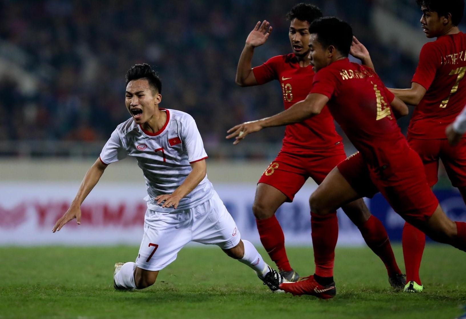 U23 Viet Nam thap thom cho cac bang khi thi dau lech mui gio hinh anh