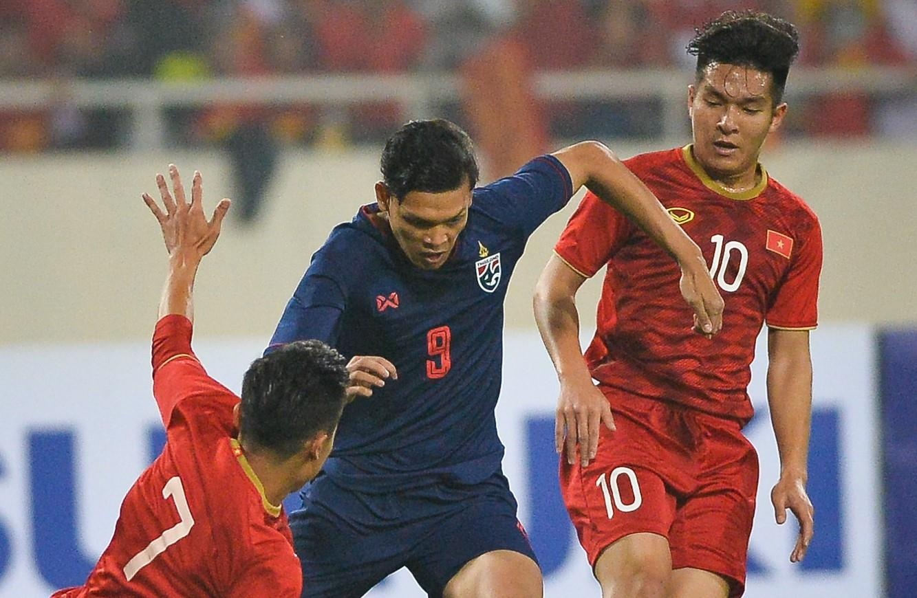 Tien dao Thai Lan dam Dinh Trong bi cham diem thap nhat doi hinh anh