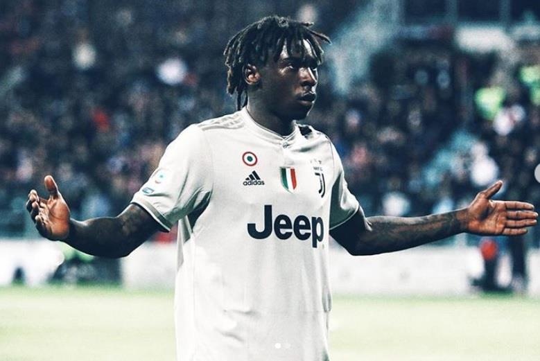 Ly giai pha an mung khieu khich CDV doi phuong cua tien dao Juventus hinh anh