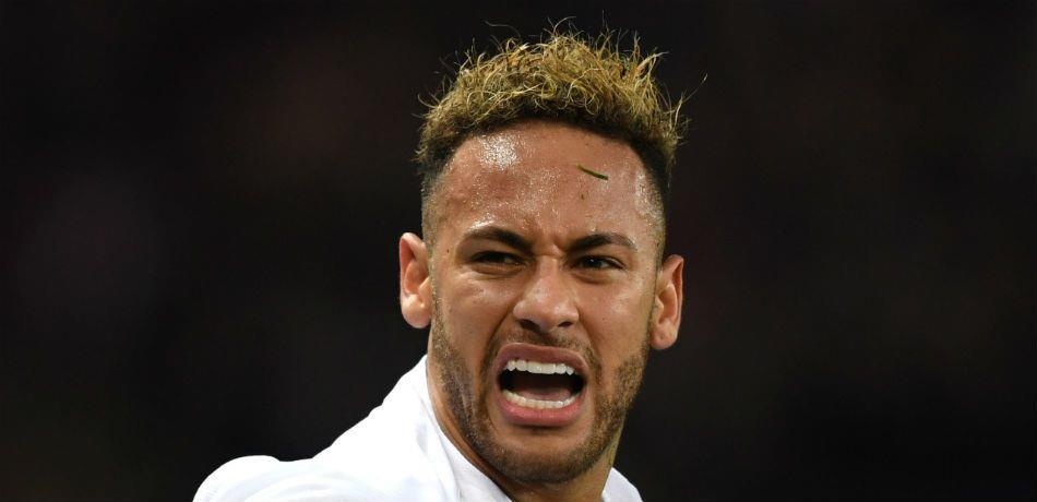 Neymar buc tuc to dong doi tre tai PSG khong chiu nghe loi dan anh hinh anh