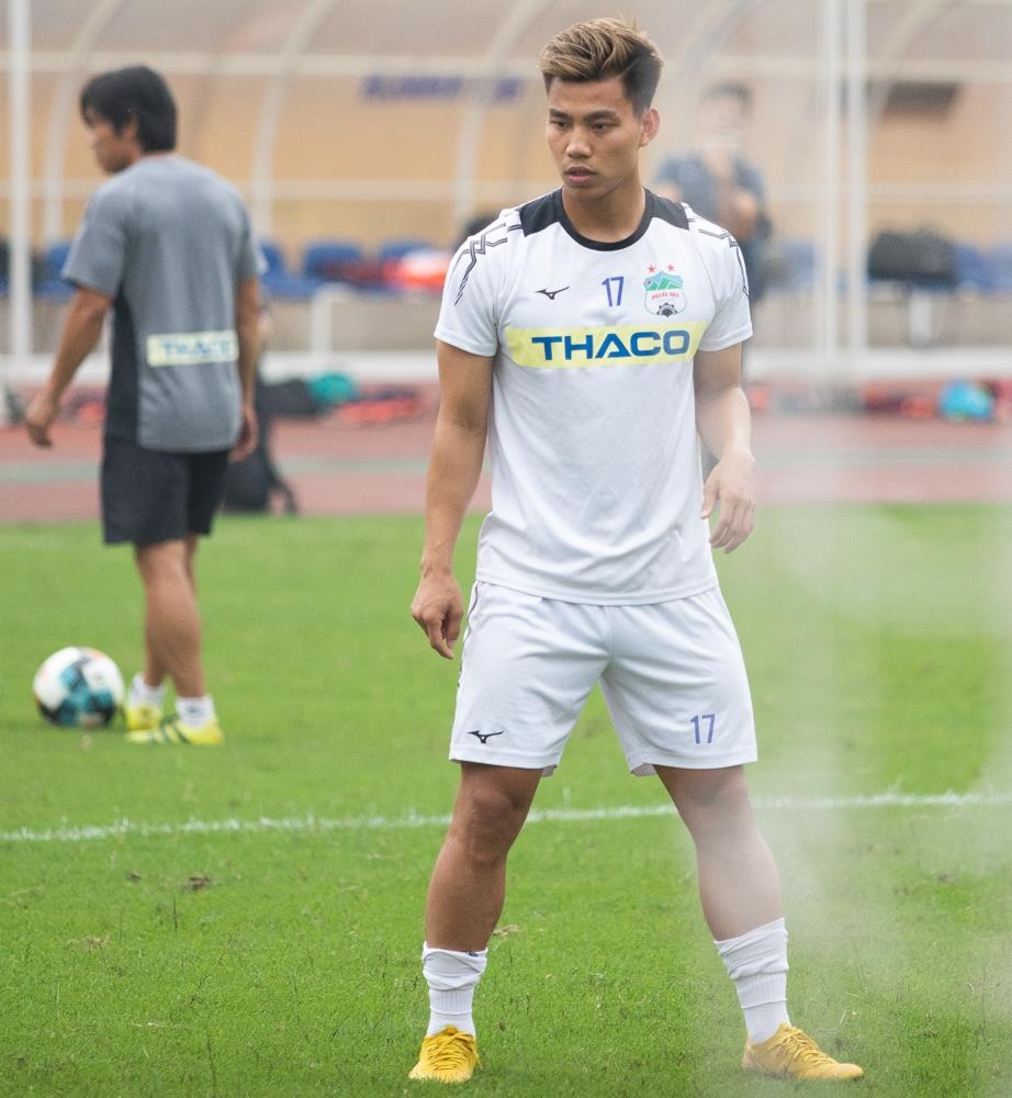 van thanh tro lai doi tuyen anh 3