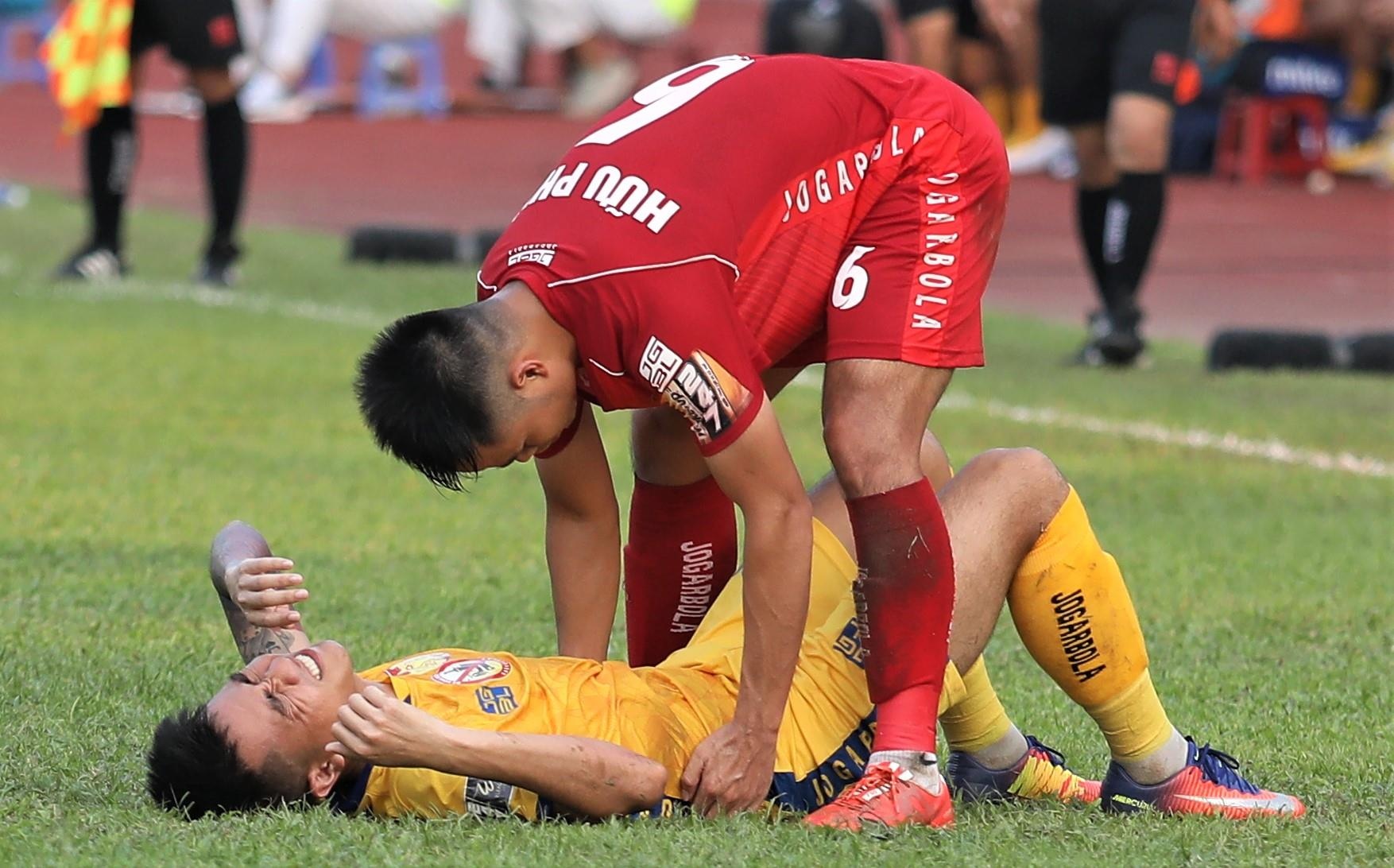 trợ lý lee young jin xem trận đấu ảnh 4 tro ly lee young jin xem tran dau anh 4