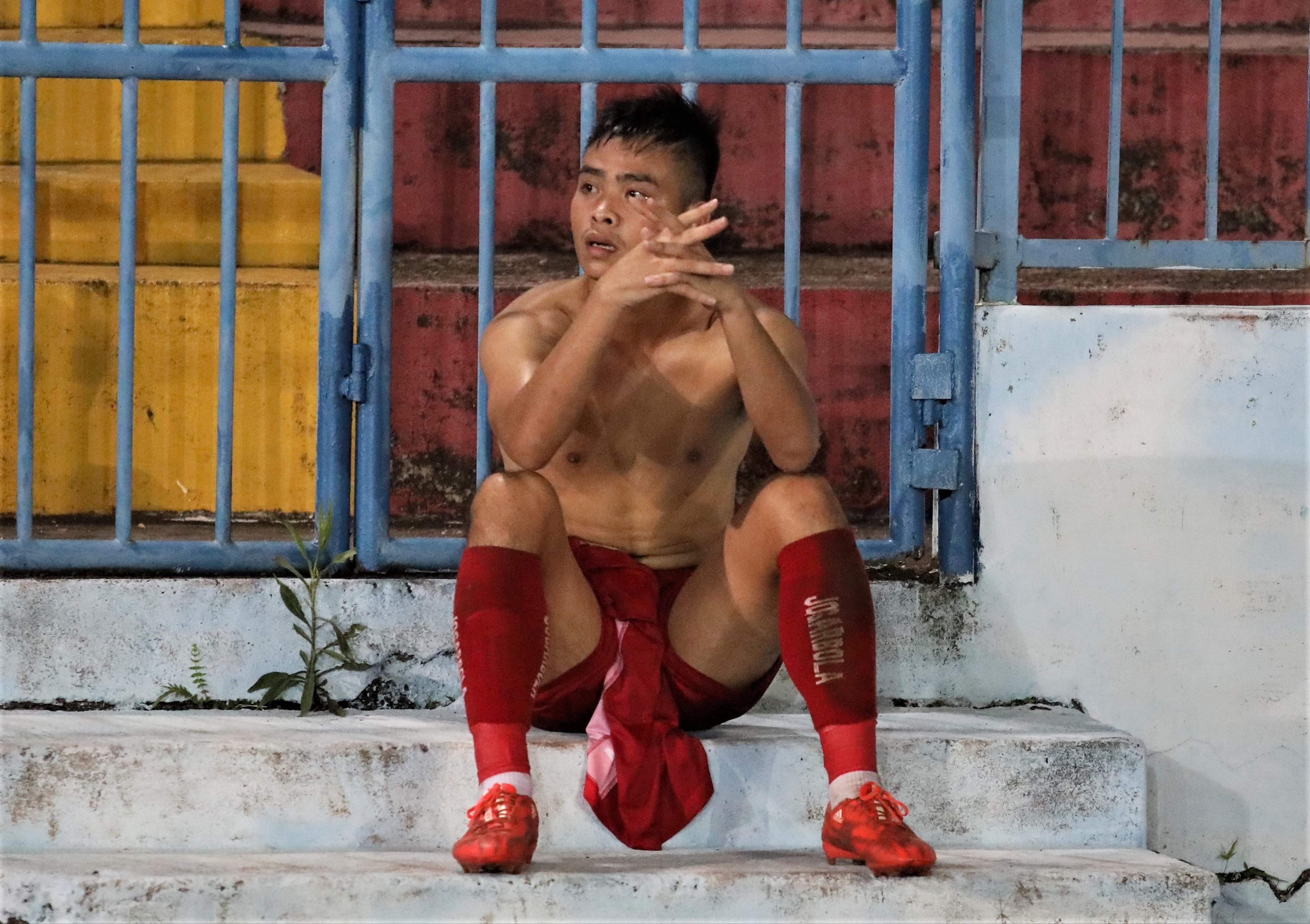 trợ lý lee young jin xem trận đấu ảnh 8 tro ly lee young jin xem tran dau anh 8