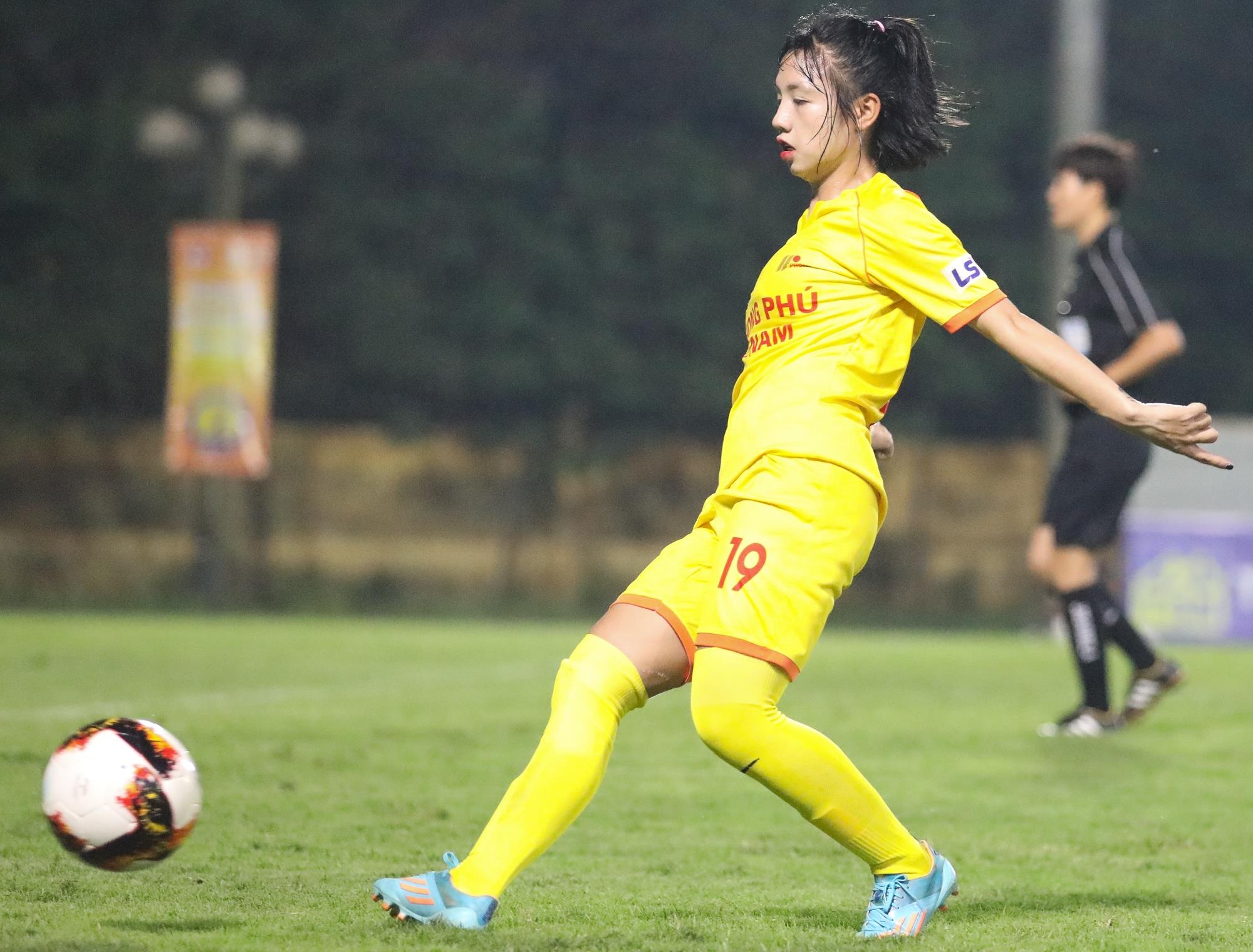 tran thi duyen phong phu ha nam anh 7