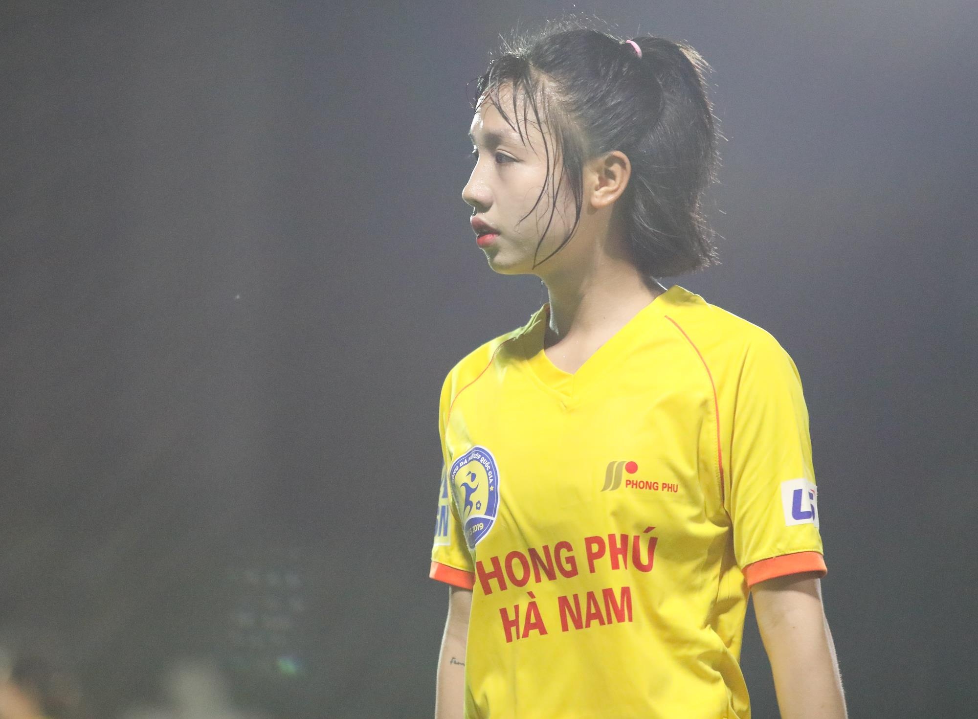 tran thi duyen phong phu ha nam anh 8