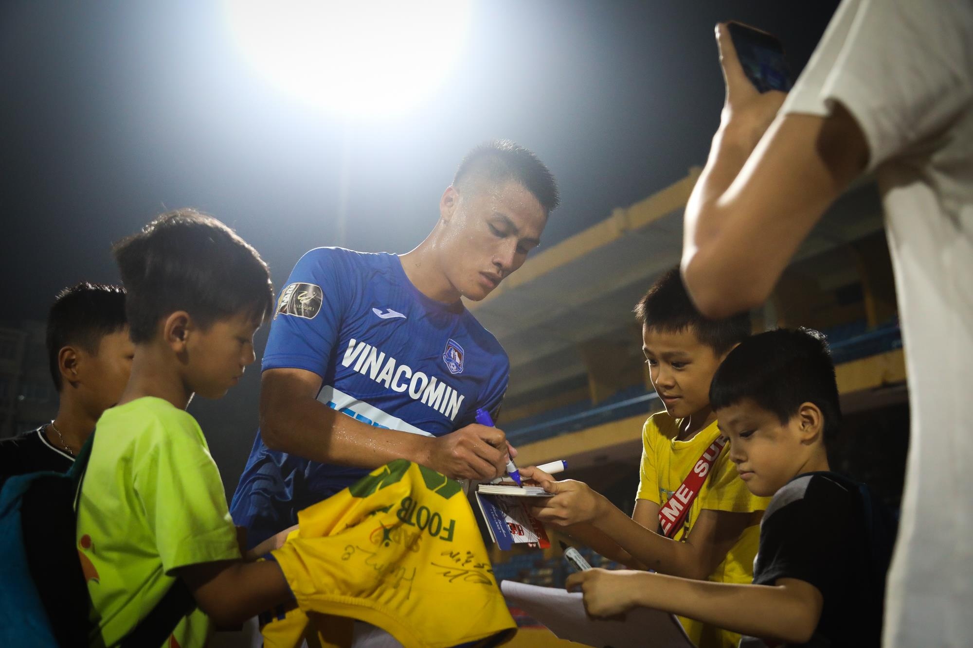 mạc hồng quân đtvn ảnh 12 mac hong quan dtvn anh 12