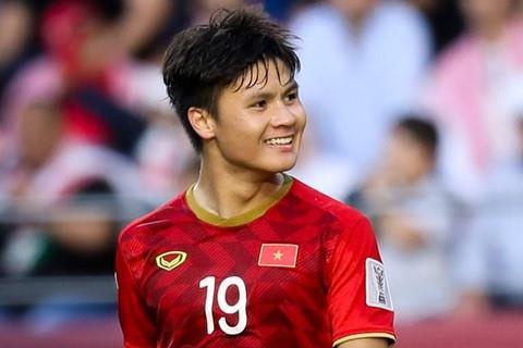 Quang Hai can lam gi de toa sang o Ligue 2? hinh anh