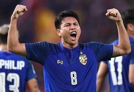 Cau thu tat Van Hau chua het buon vi de thua DT Viet Nam hinh anh