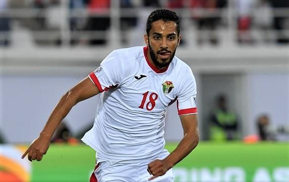 Ngoai binh nhap tich ghi ban, Indonesia van thua dam Jordan hinh anh