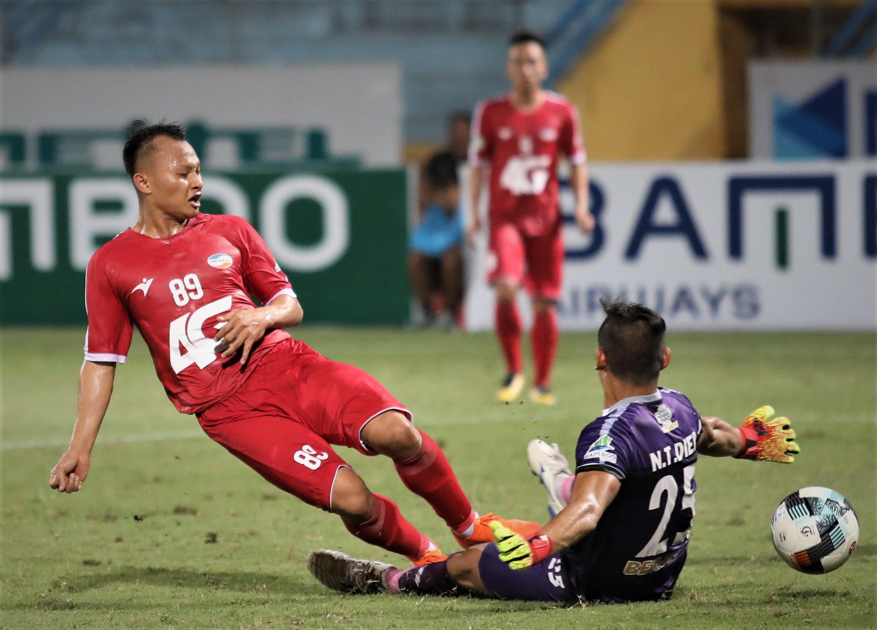 bui tien dung lay vo anh 2