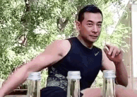 Tai tu phim Phong Van tung mot cu da bat 3 nap chai hinh anh