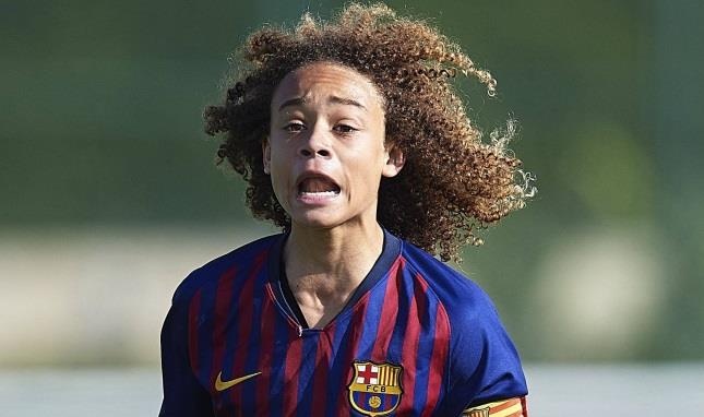 PSG dung tien cuom tai nang tre sang gia cua Barcelona hinh anh