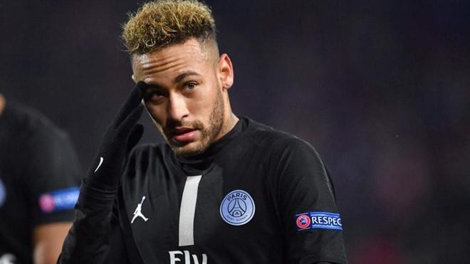 PSG ha gia Neymar nhung khong ban cho Barca hinh anh