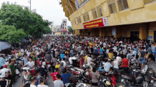 CDV Nam Dinh doi mua, xep hang mua ve tran gap HAGL hinh anh