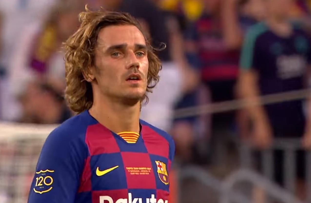 Man trinh dien trai nguoc cua De Jong va Griezmann truoc Arsenal hinh anh