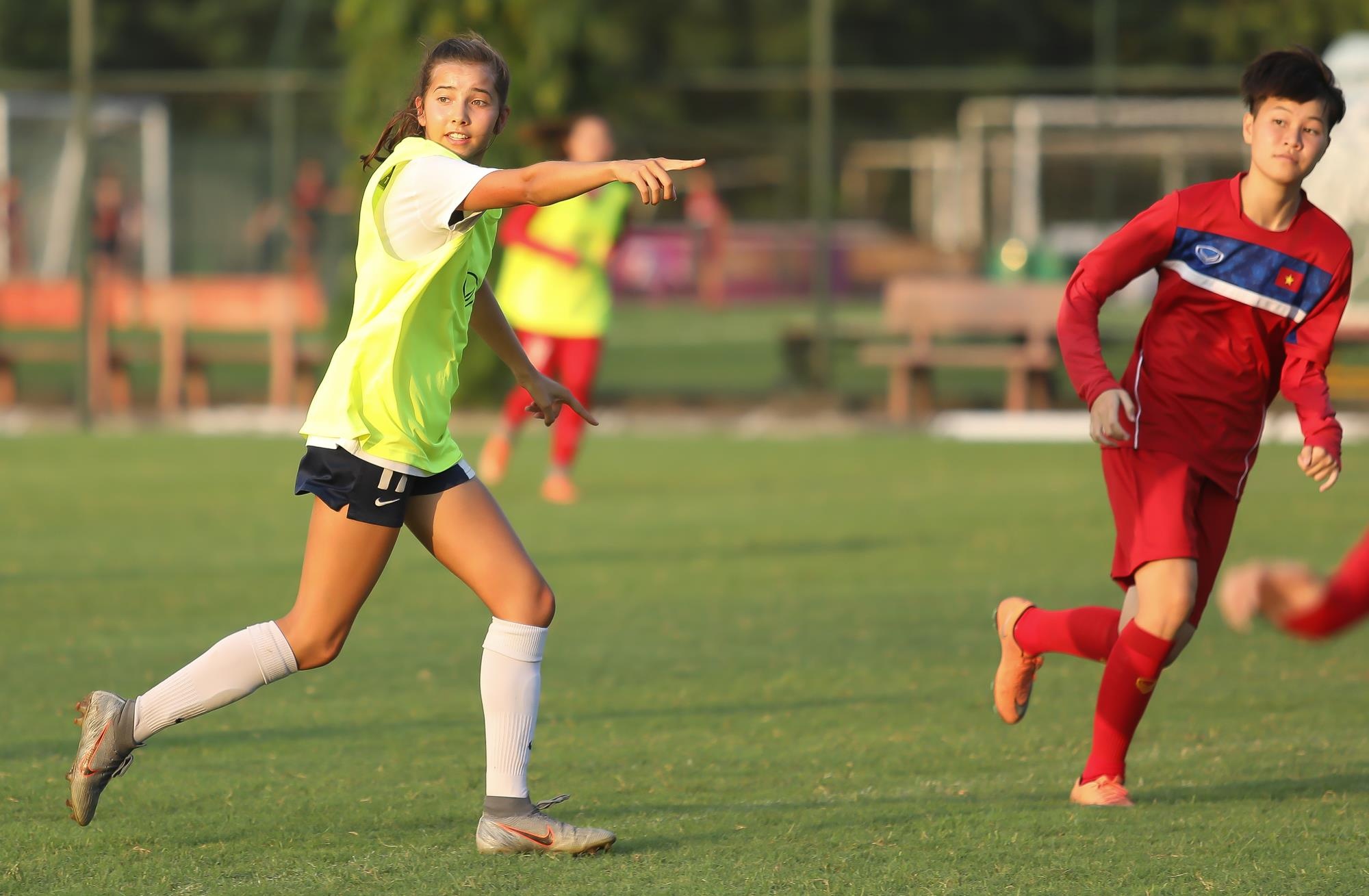 viet kieu bong da nu anh 5