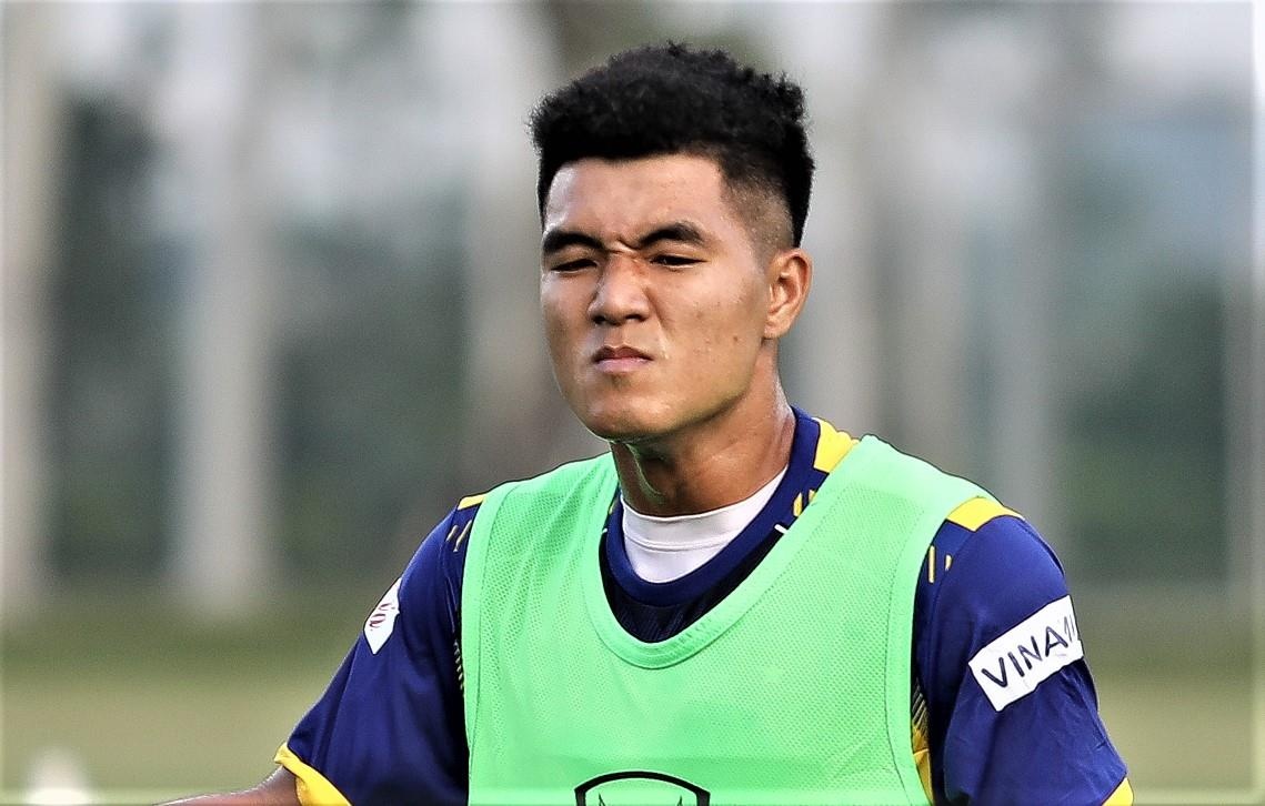 'Duc Chinh van dang cai thien rat nhieu' hinh anh