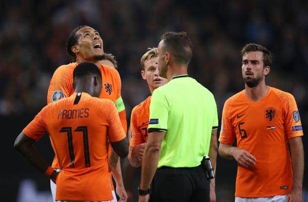 de ligt mắc sai lầm ảnh 1 de ligt mac sai lam anh 1
