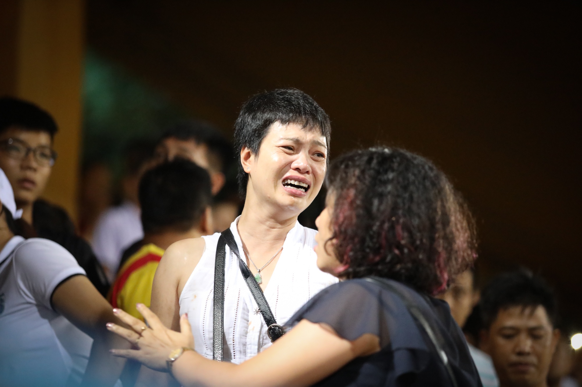 pháo sáng v.league ảnh 9 phao sang v.league anh 9