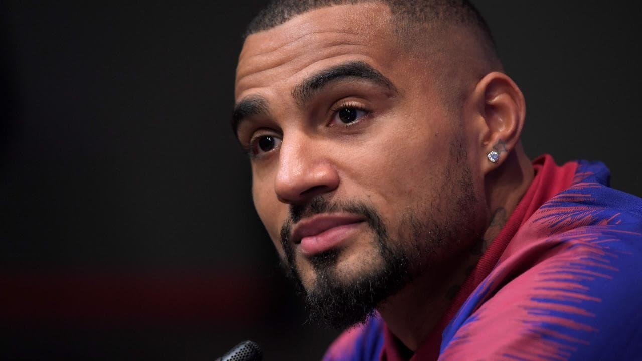 Cuu cau thu Barca an han vi quang thoi gian song nhu ong hoang hinh anh