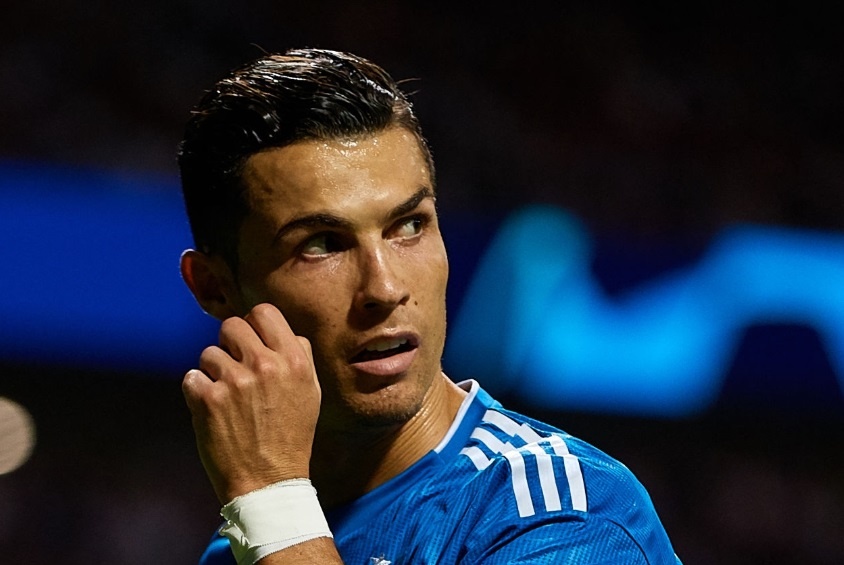 Ronaldo chia se day an y sau khi thua Messi o FIFA The Best hinh anh