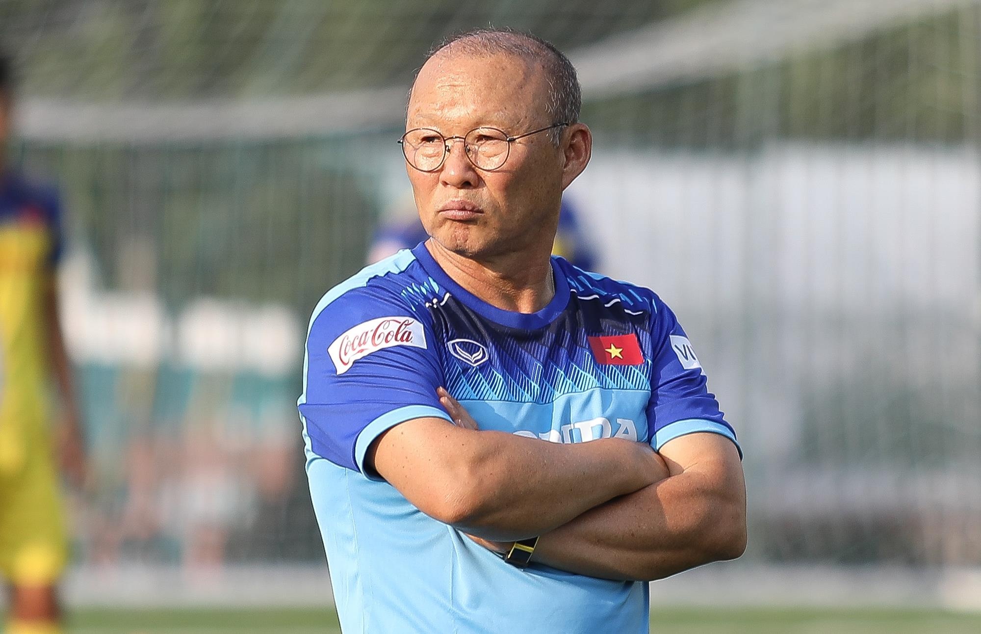 HLV Park cho cau thu lam quen mat san duoc su dung tai SEA Games hinh anh