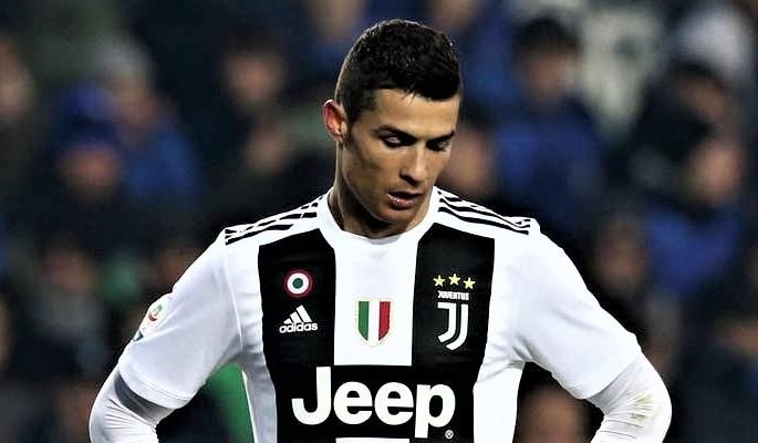 Ronaldo sut phat te thu nhi lich su Serie A hinh anh