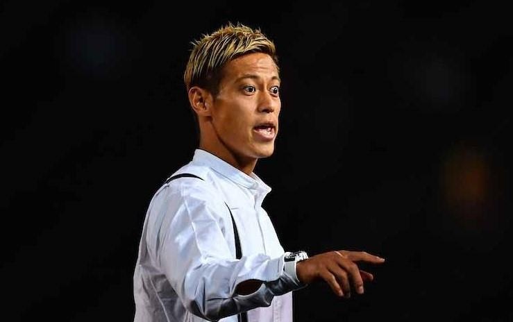 HLV tuyen Campuchia muon dau quan cho MU voi tu cach cau thu hinh anh