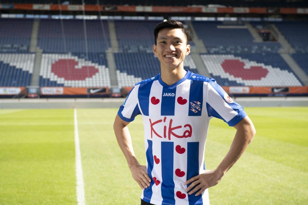 van hau Heerenveen anh 1