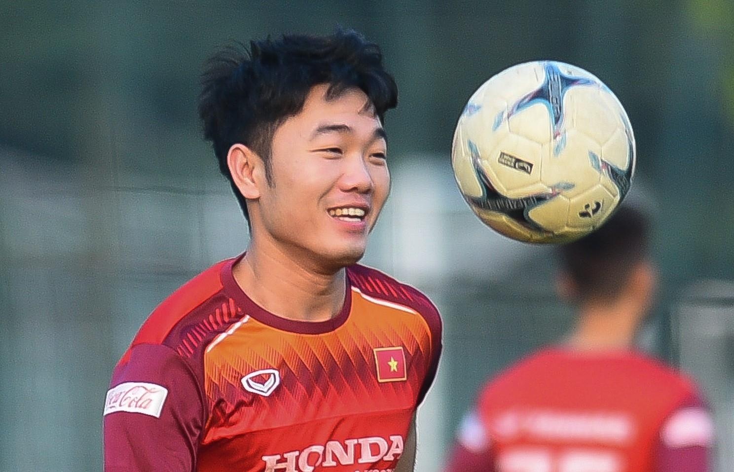 Xuan Truong tuoi cuoi tap luyen truoc khi bi dau hinh anh