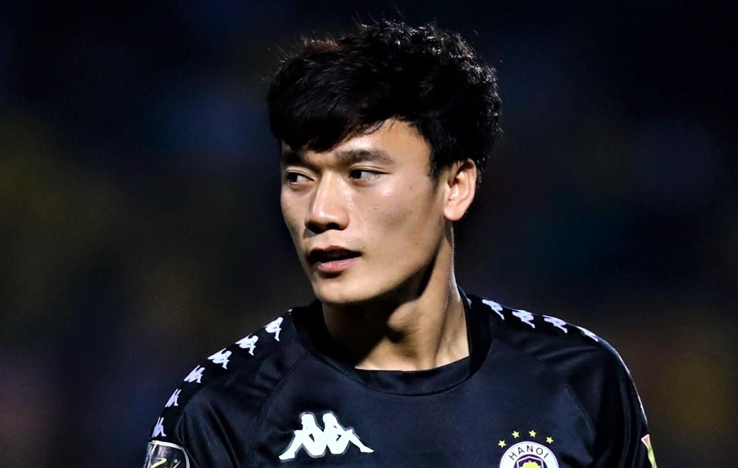 'Bui Tien Dung khong duoc bat nhieu la bat loi cua CLB Ha Noi' hinh anh