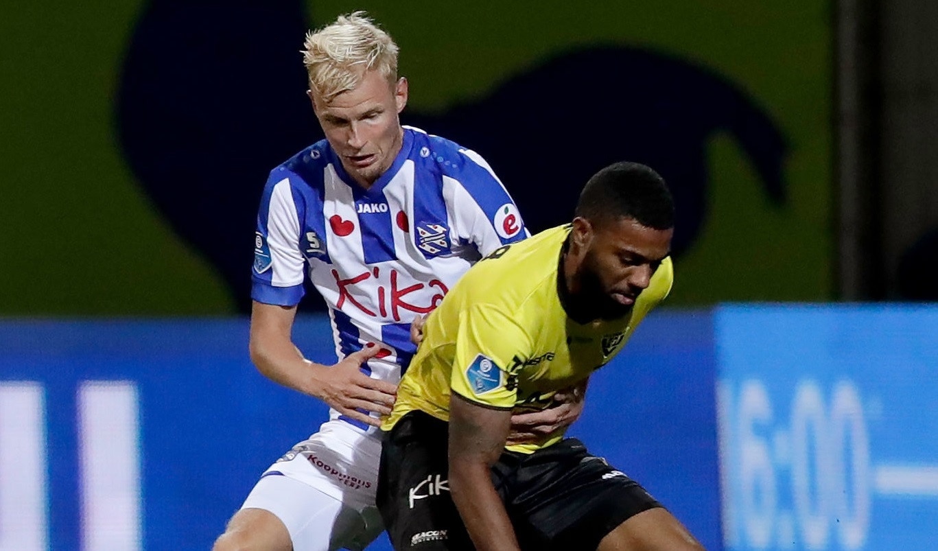 văn hậu Heerenveen ảnh 1 van hau Heerenveen anh 1