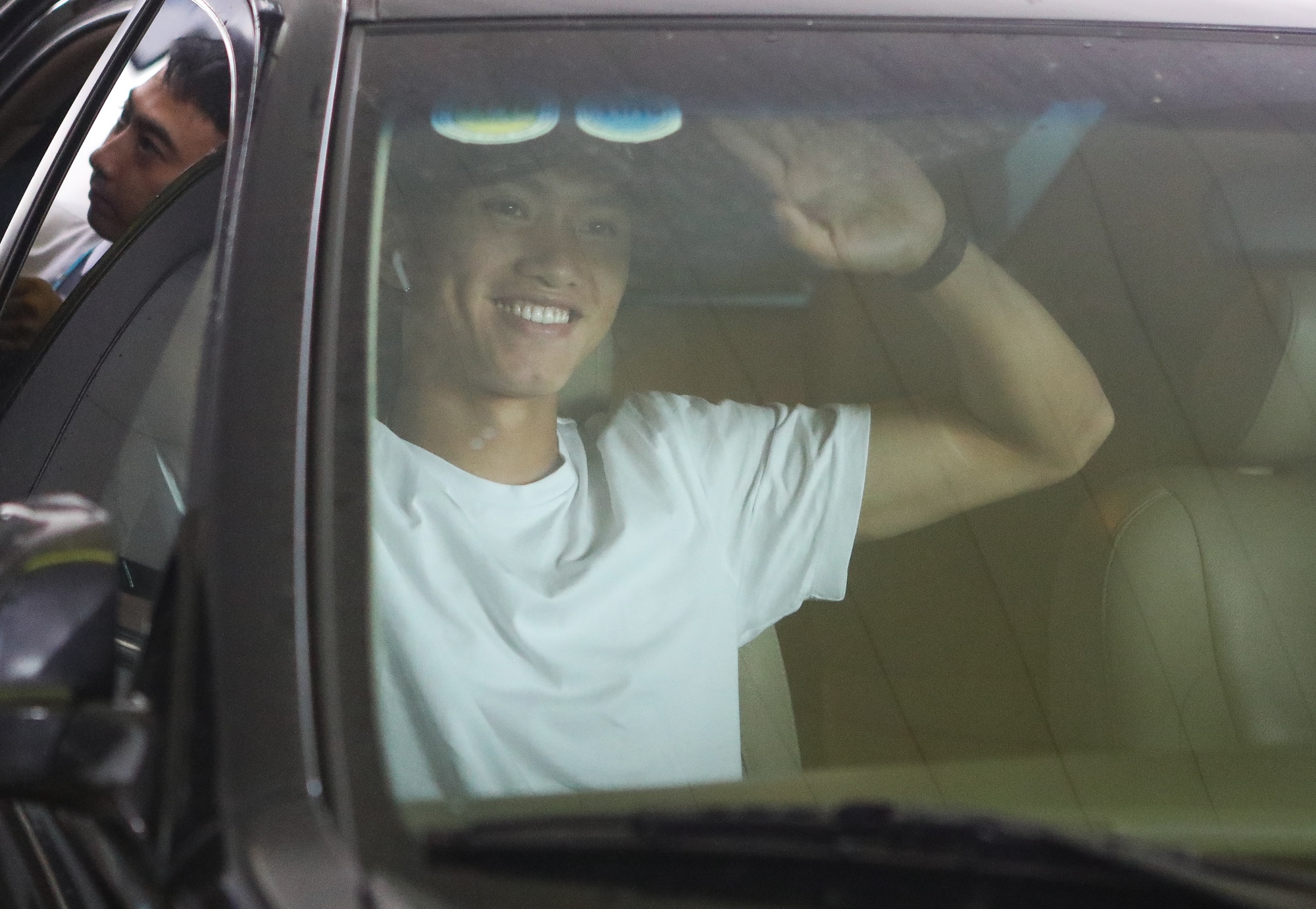 văn hậu Heerenveen ảnh 4 van hau Heerenveen anh 4