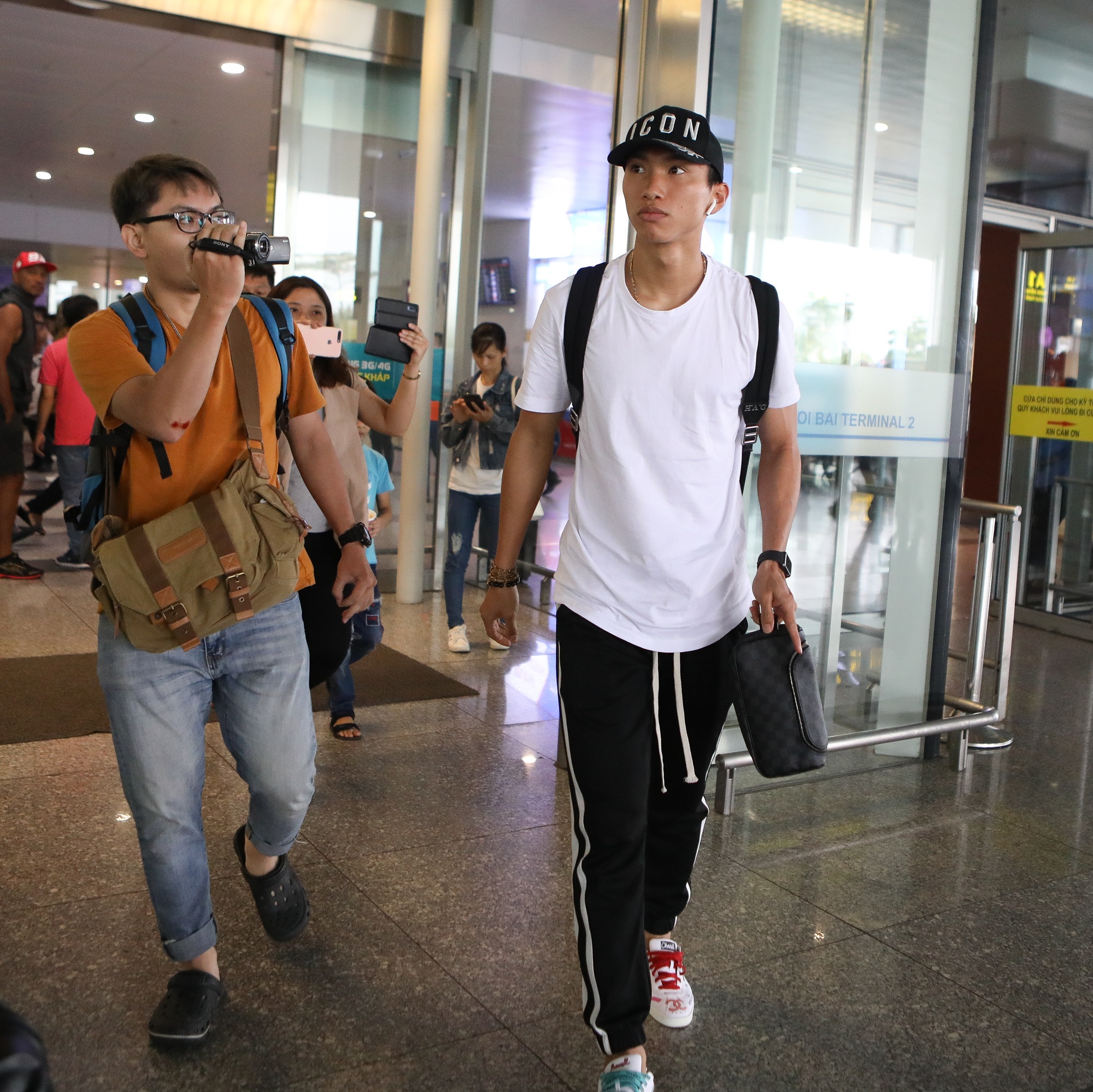 văn hậu Heerenveen ảnh 3 van hau Heerenveen anh 3