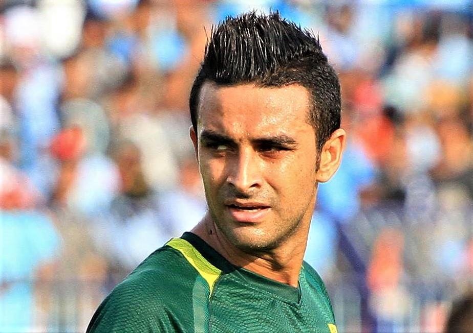 Cau thu goc Brazil chi cach giup Indonesia thang Viet Nam hinh anh