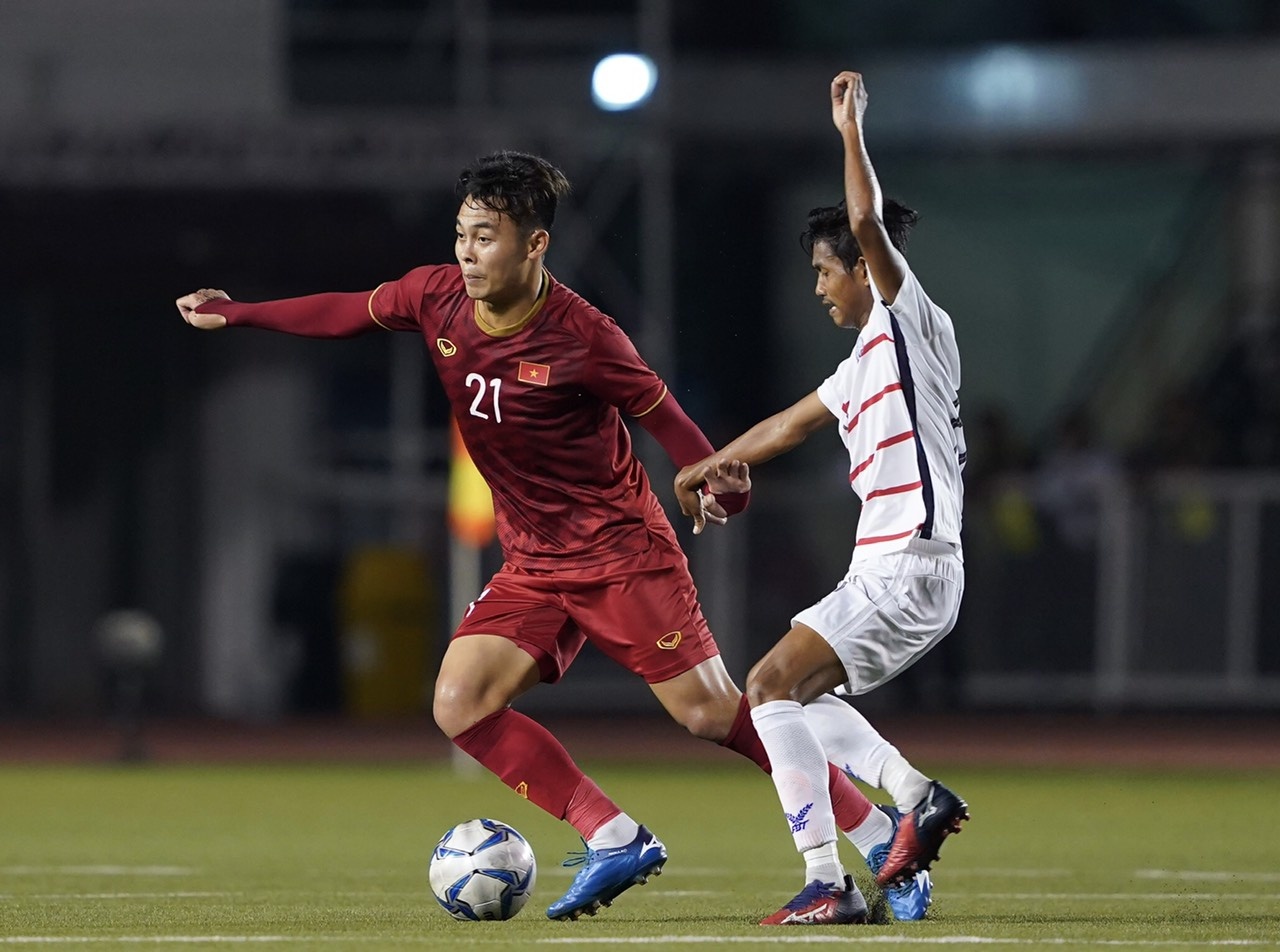 Duc Chien,  Hoang Duc,  U22 Viet Nam anh 1