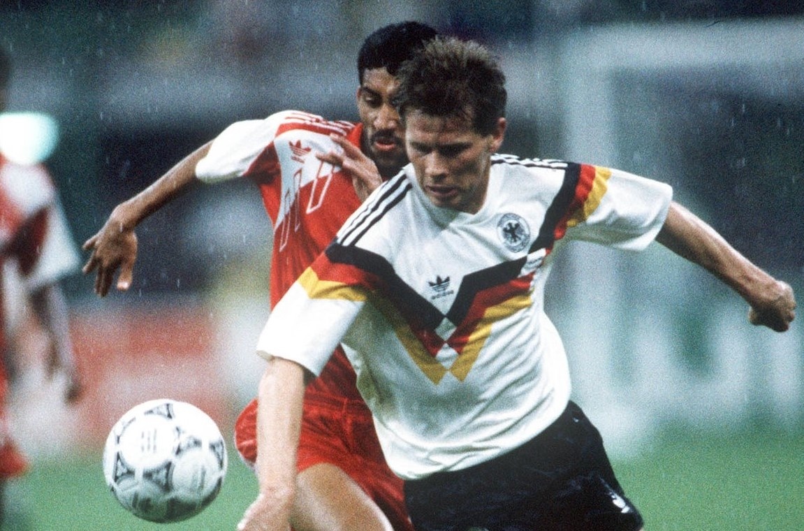 Tuyen UAE tung du World Cup nhu the nao? hinh anh