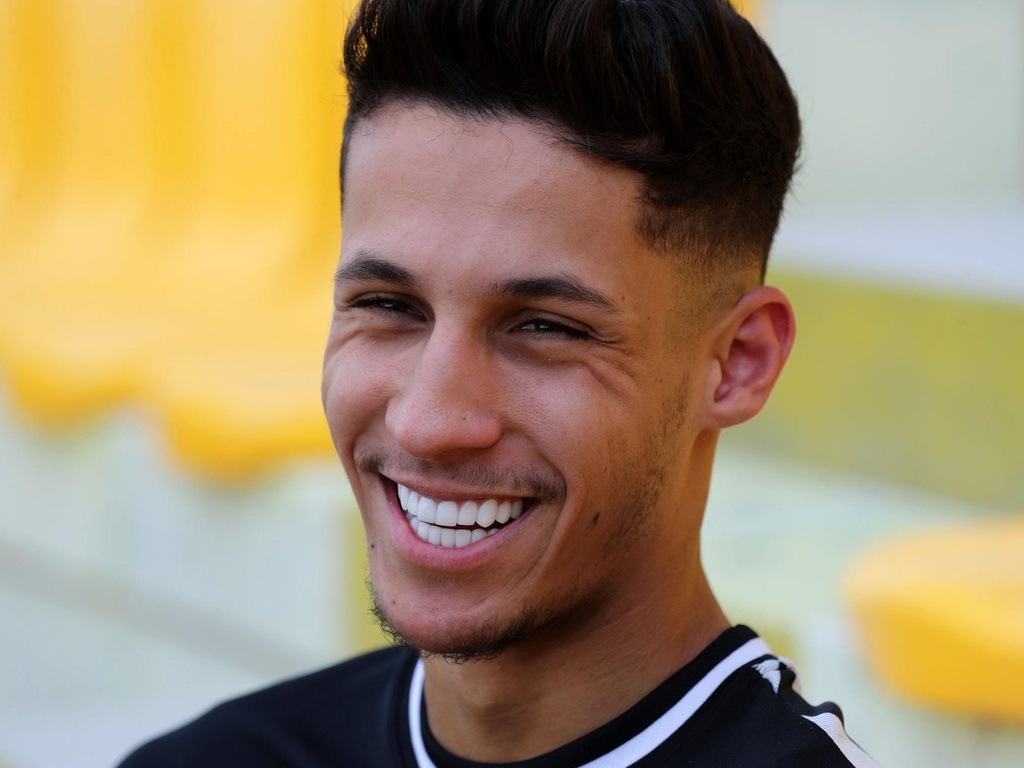 Ali Saleh - chan sut lam kho hang thu U23 Viet Nam la ai? hinh anh