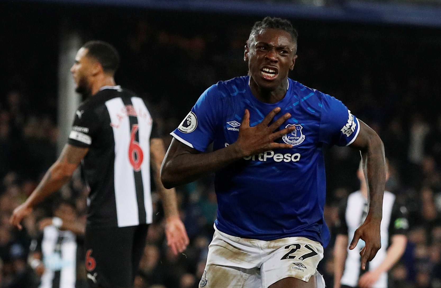 everton newcastle anh 10